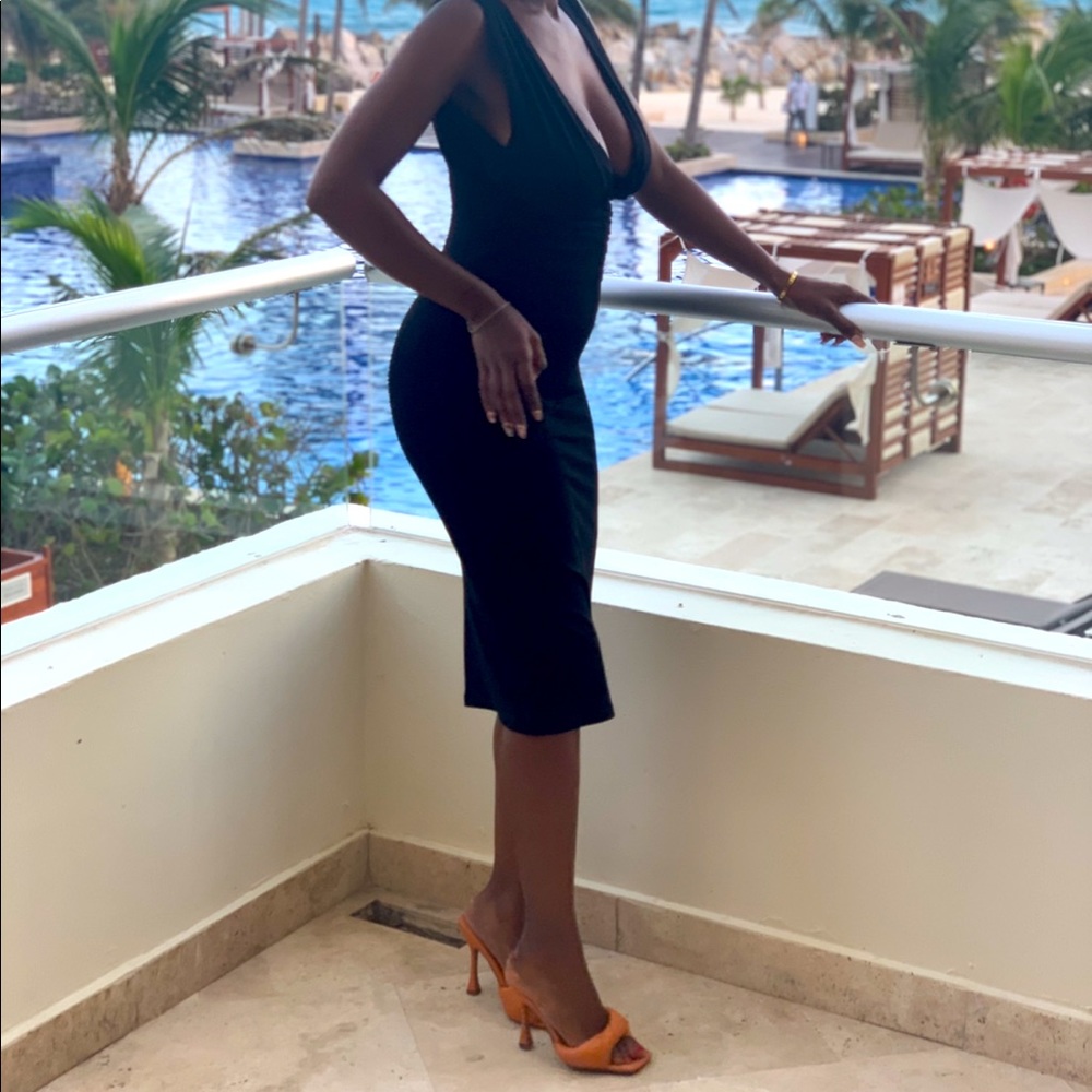 Black dress